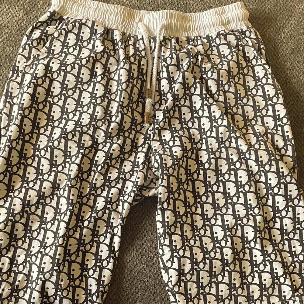 Christian Dior Paris size large men’s shorts